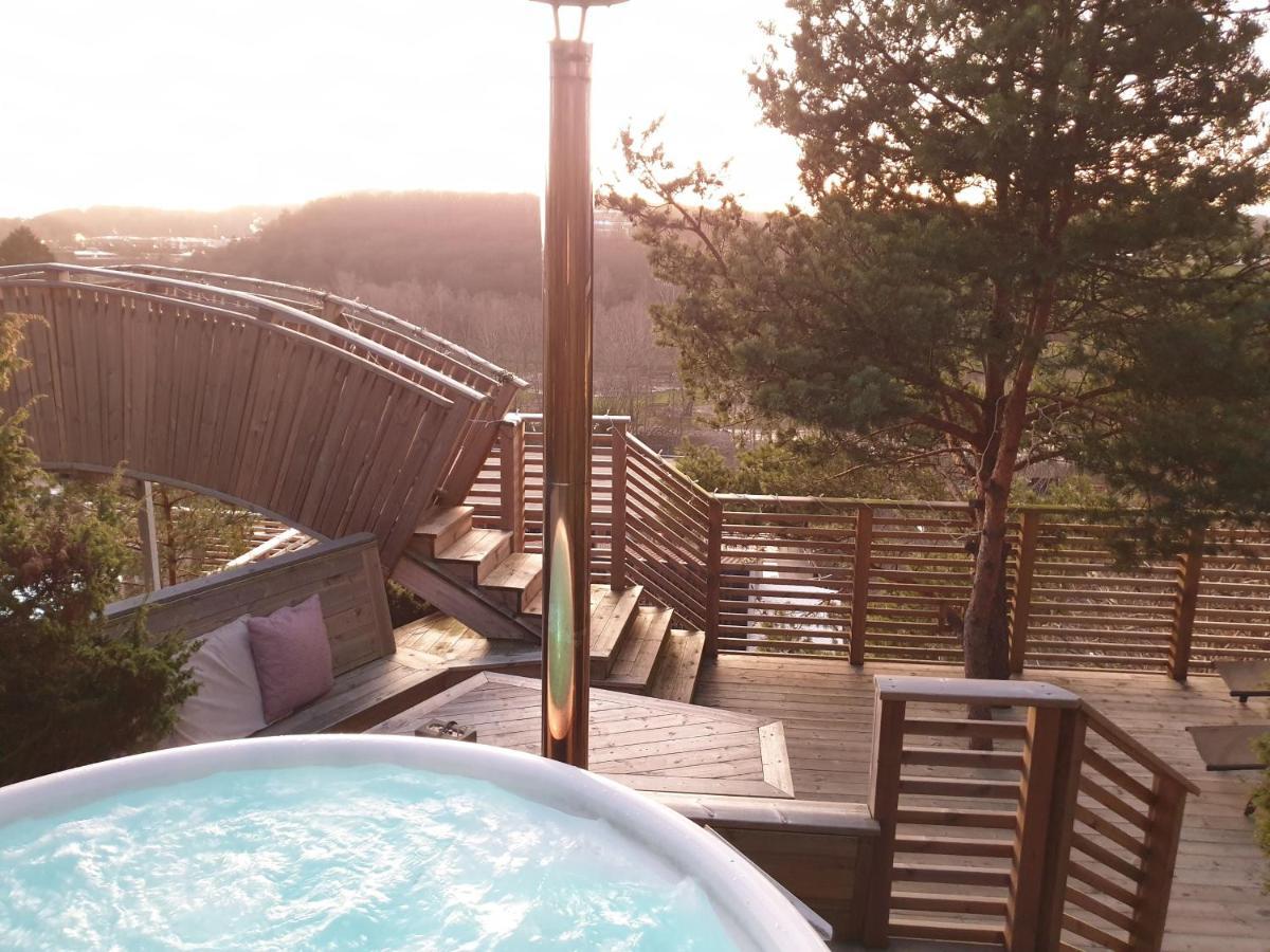 Treetop Spa Hangout & Hotel กอเทนเบิร์ก ภายนอก รูปภาพ